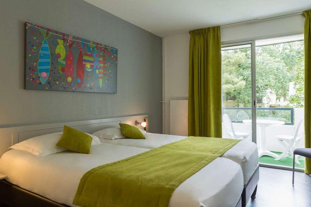 Hotel Du Golf Saint-Laurent Ploemel Oda fotoğraf