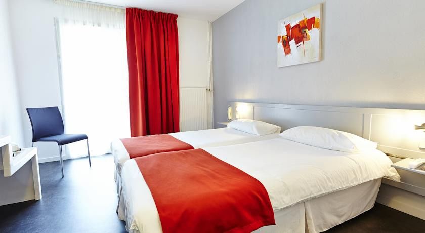 Hotel Du Golf Saint-Laurent Ploemel Dış mekan fotoğraf