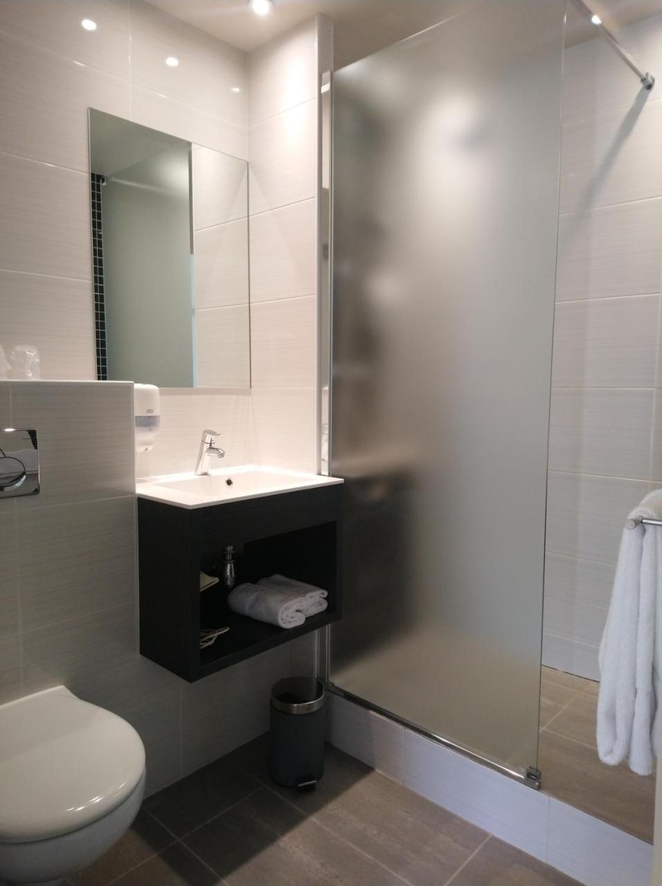 Hotel Du Golf Saint-Laurent Ploemel Dış mekan fotoğraf